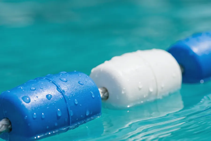 Nuoto adulti — corso Ondarte in acqua calda in Ticino
